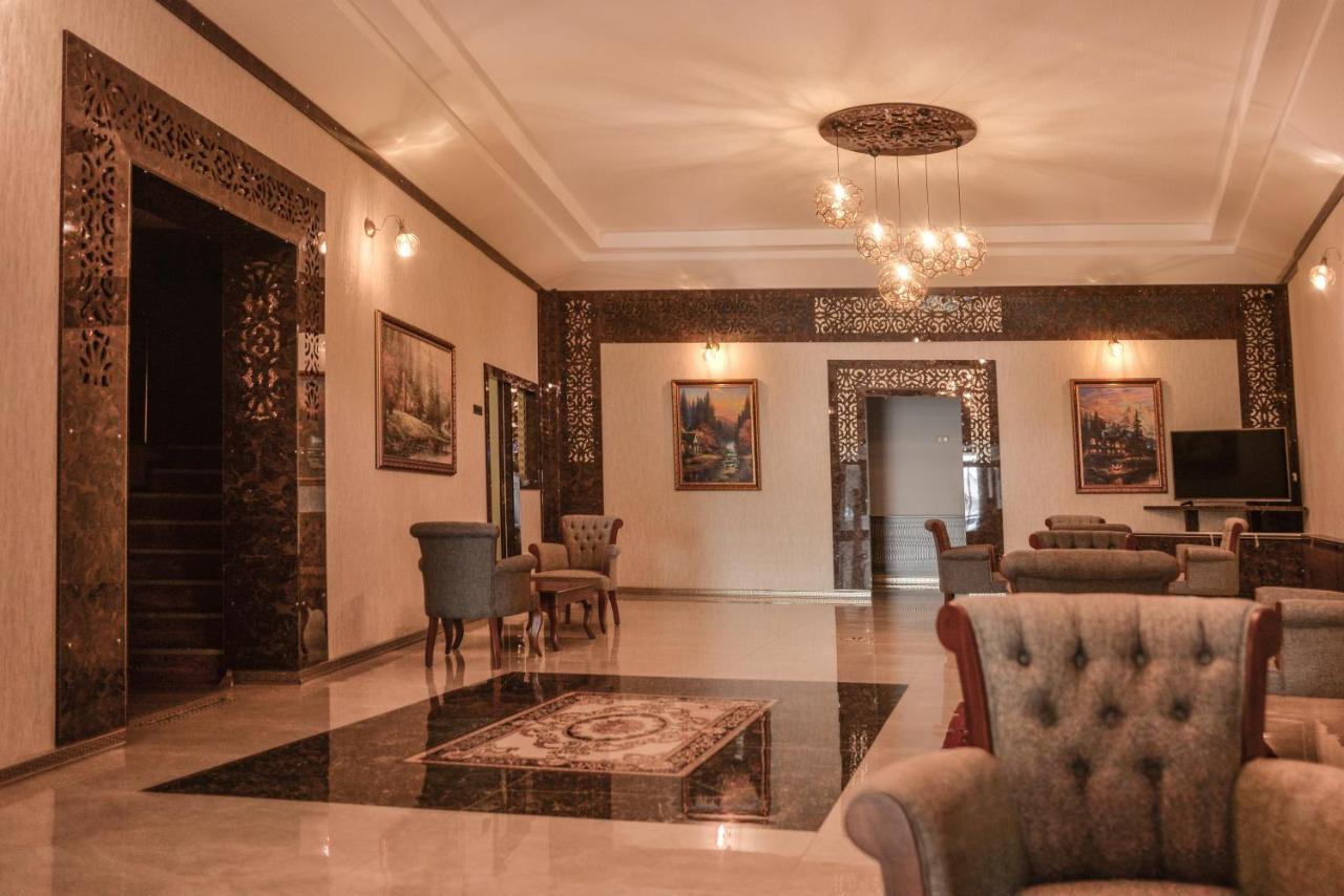Neva Hotel Μαλάτεια Εξωτερικό φωτογραφία
