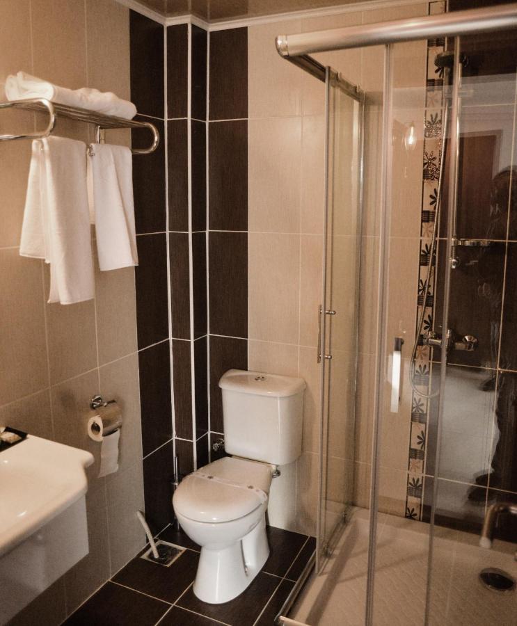 Neva Hotel Μαλάτεια Εξωτερικό φωτογραφία