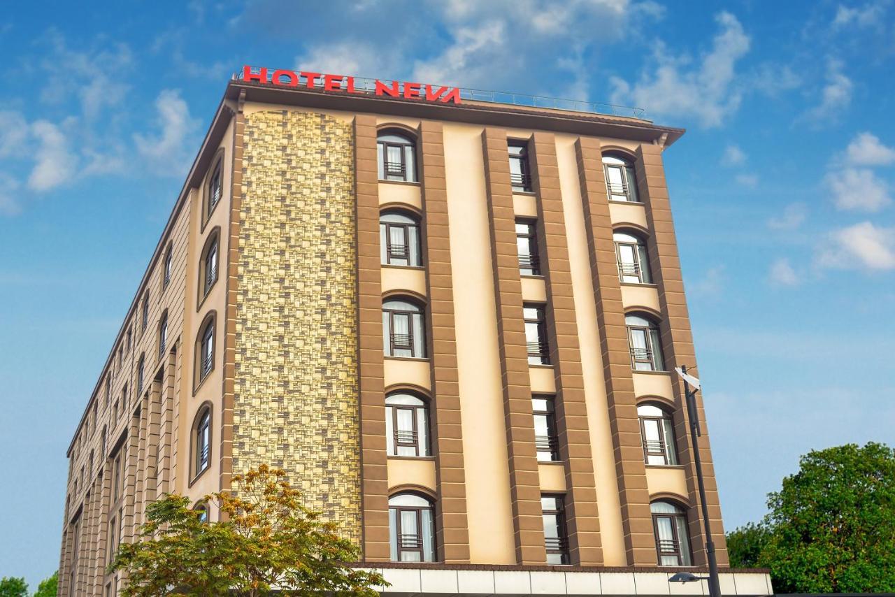 Neva Hotel Μαλάτεια Εξωτερικό φωτογραφία